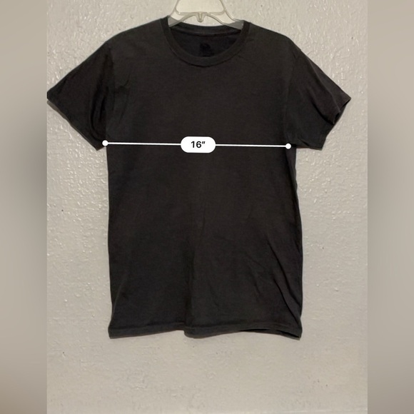 Fruit of the Loom platinum gray t-shirt, size small - Picture 3 of 6